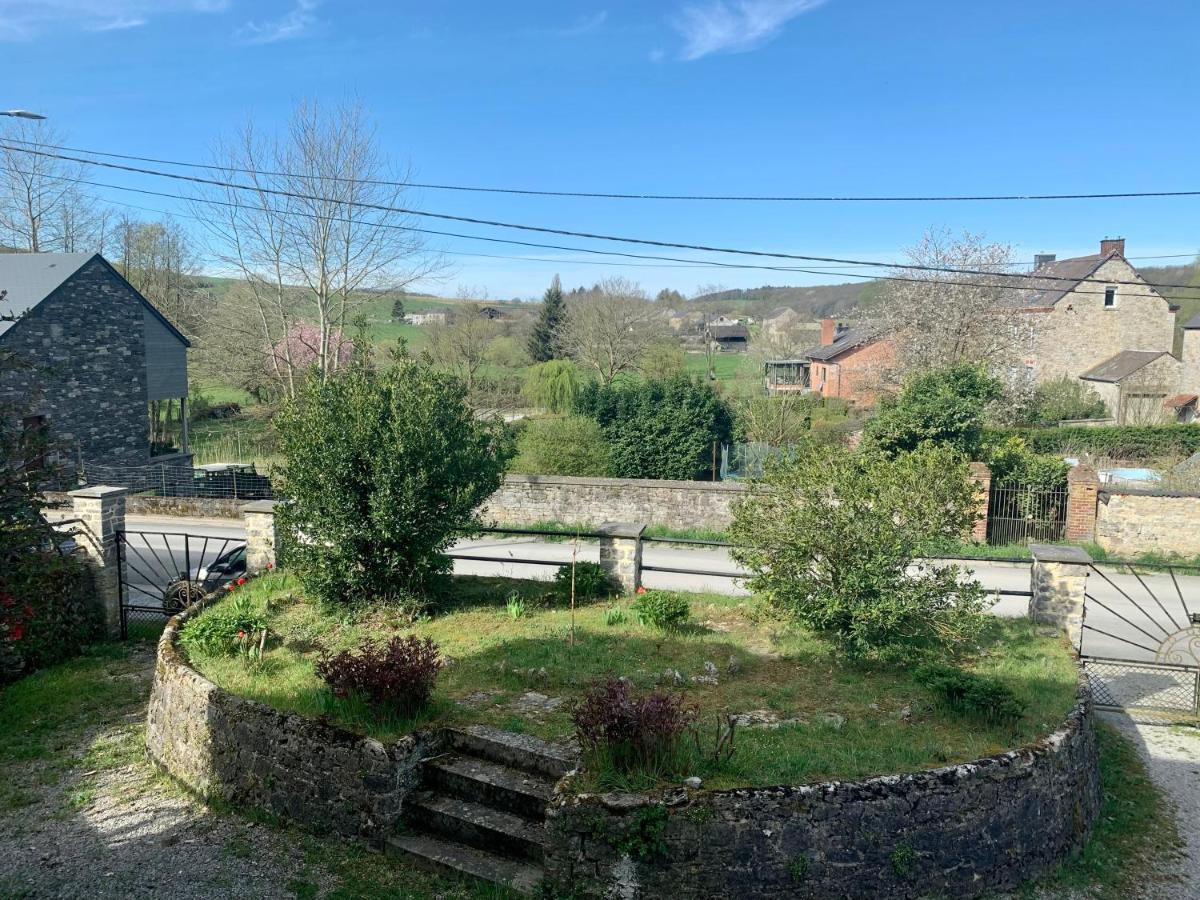 Gezellige Villa Met Open Haard En Zonnige Tuin. Doische Exterior foto